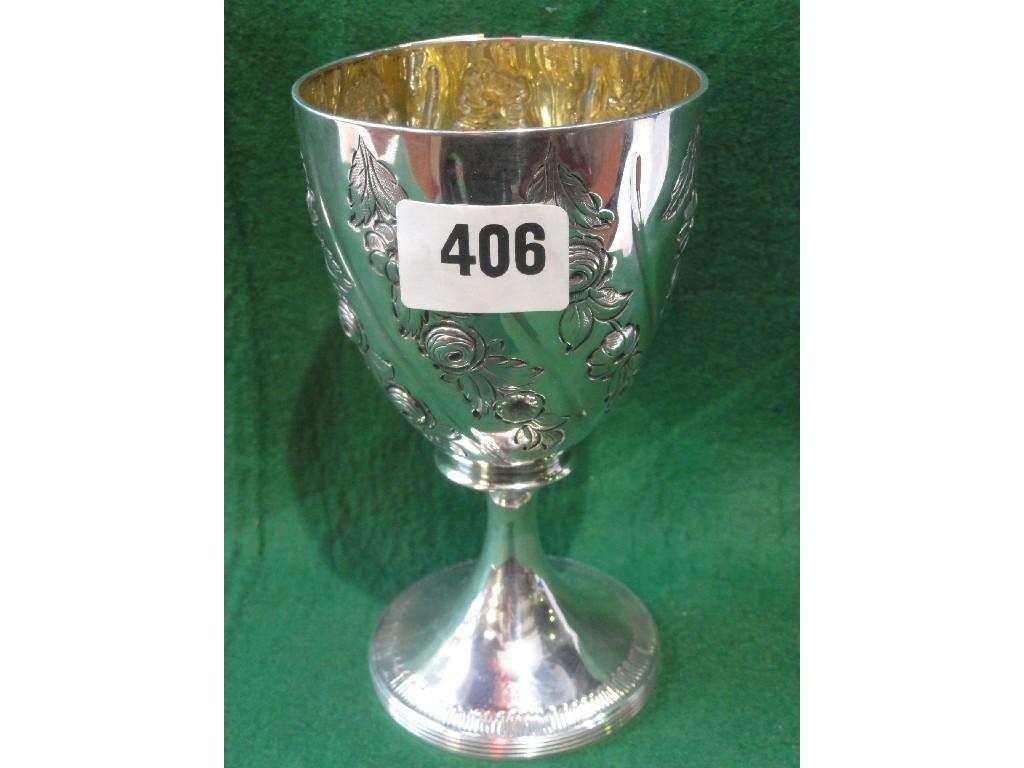 Appraisal: A George III silver chalice with a trailing rose engraving