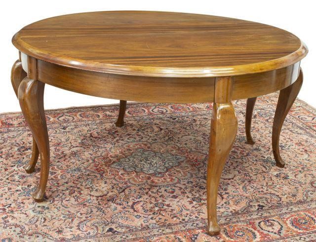 Appraisal: Continental extension dining table th c oval tabletop opening to