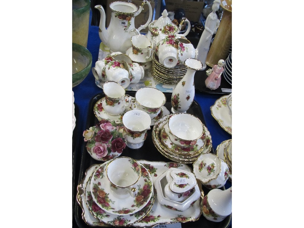 Appraisal: Royal Albert Old Country Roses teaset and ornaments and a