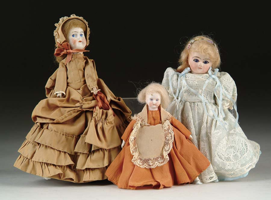 Appraisal: LOT OF THREE BISQUE HEADED DOLLS Three shoulder head or