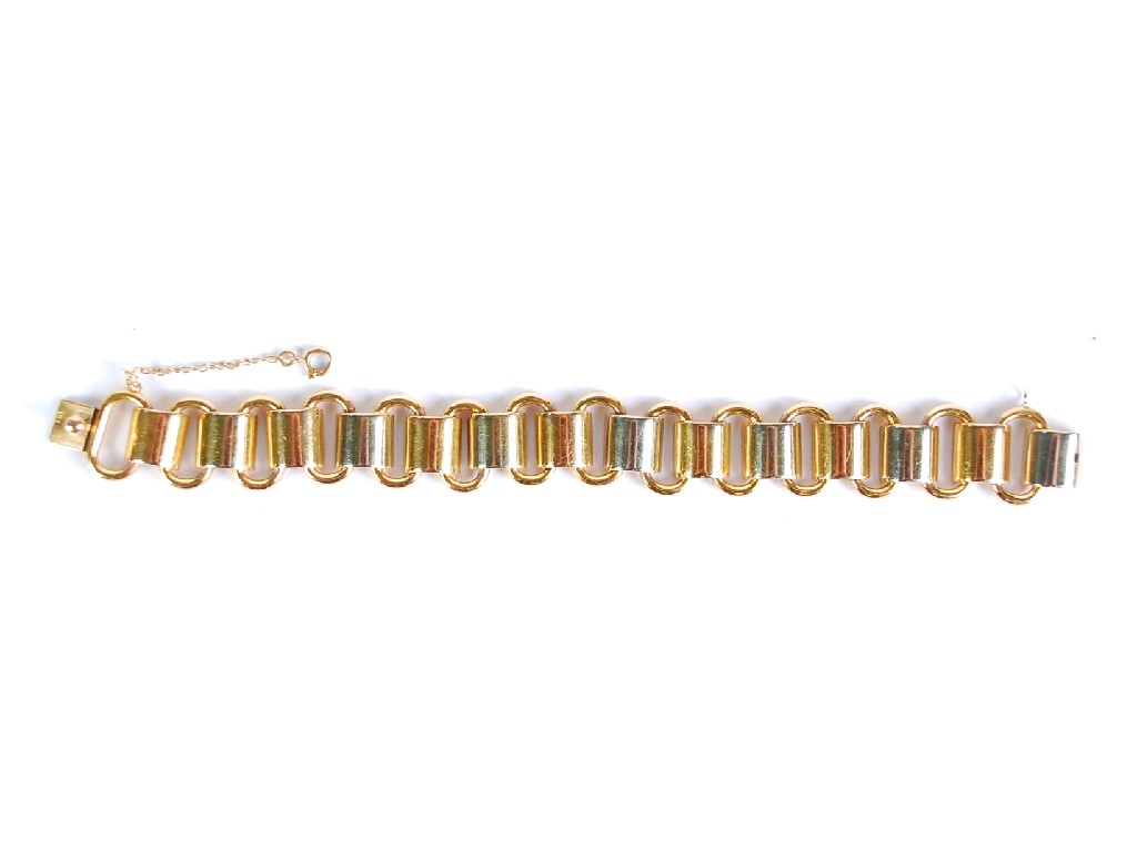 Appraisal: MODERN PORTUGESE PURITY GOLD BRACELET form of alternate oval and