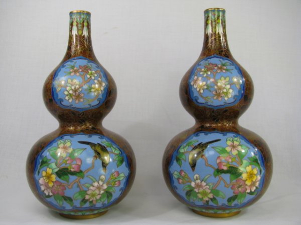 Appraisal: Pair of Chinese double gourd shape cloisonne vases lower bulb