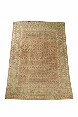 Appraisal: A Saruk area carpet north west Persia c x in