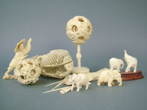 Appraisal: A collection of Chinese and Asian ivory carvings including a