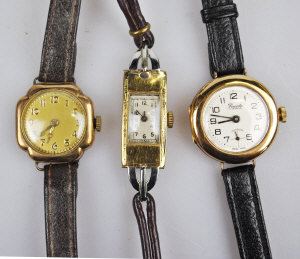 Appraisal: Three ladies vintage gold wristwatches in ct k and ct