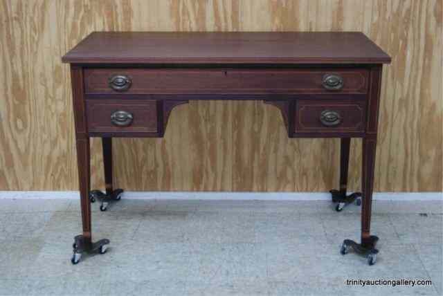 Appraisal: Vintage Mahogany Colonial Style Writing DeskManufactured by Biggs Furniture of