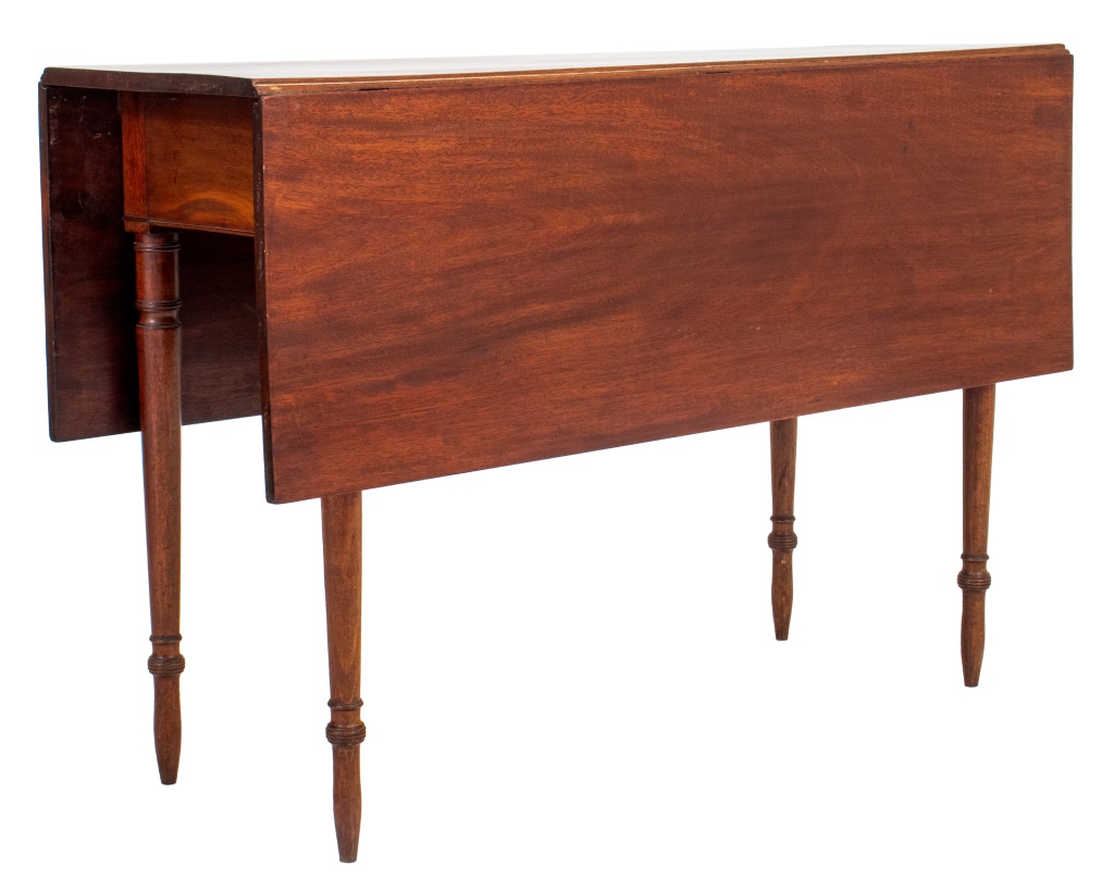 Appraisal: GEORGE III MAHOGANY DROP-LEAF DINING TABLE George III mahogany drop-leaf