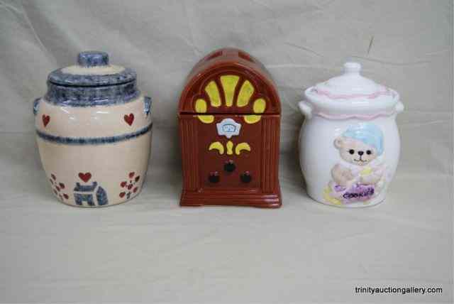 Appraisal: Juke Box Barrels Ceramic Cookie Jar CollectiblesModern era ceramic and