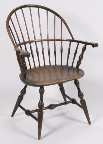 Appraisal: Early th century comb-back Windsor arm chair