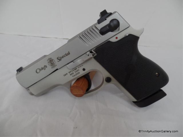 Appraisal: Smith Wesson Chiefs Special ACP Pistol With box includes Smith