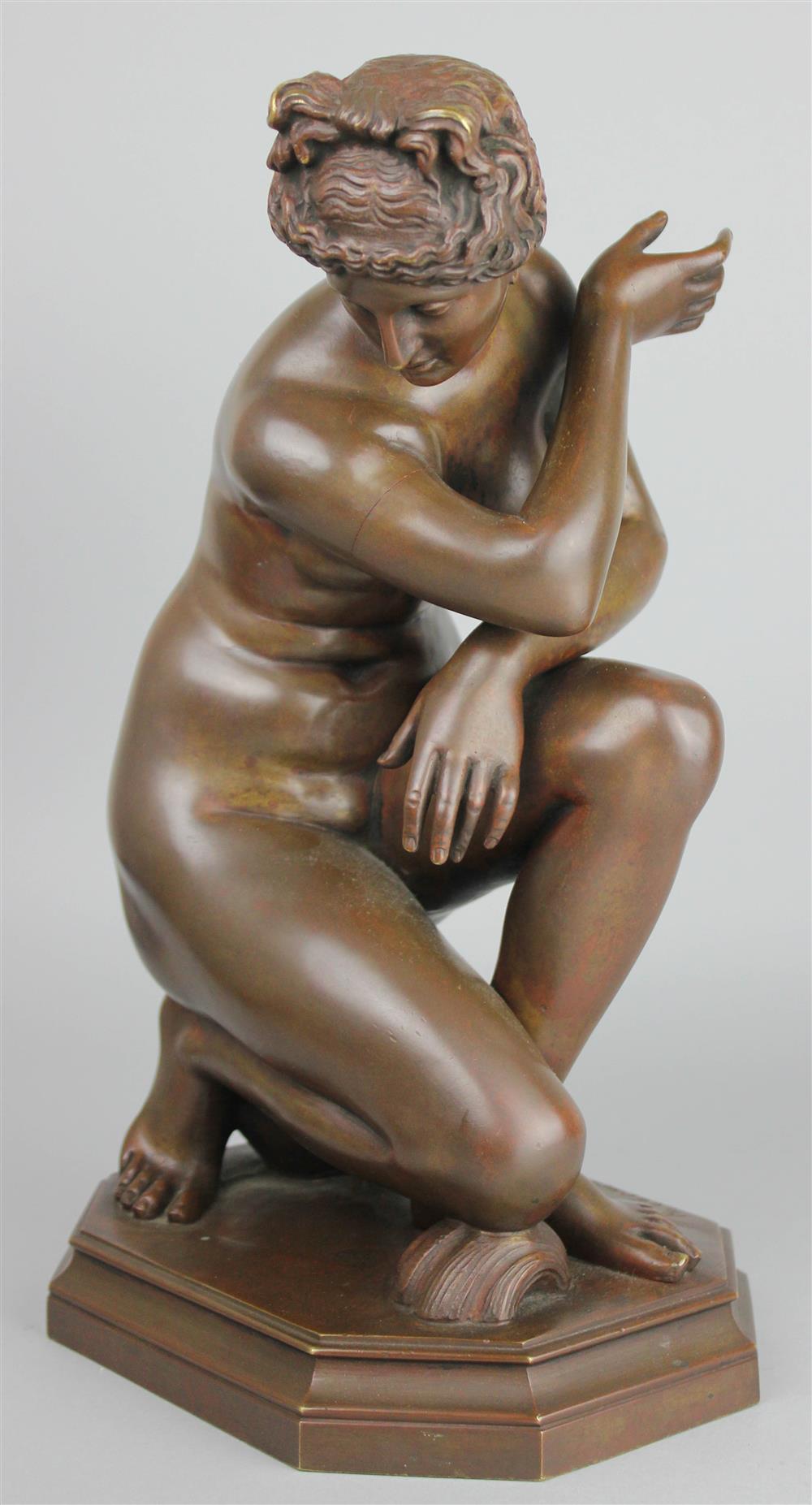 Appraisal: ITALIAN BRONZE FIGURE OF CROUCHING VENUS AFTER THE ANTIQUE LATE