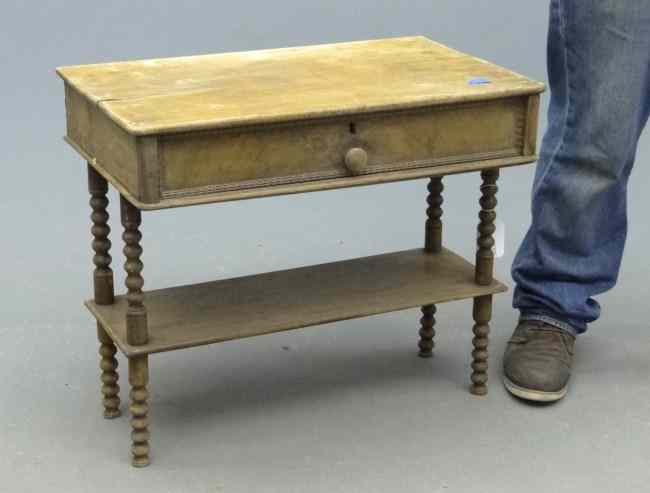 Appraisal: th c single drawer low spool leg table '' W