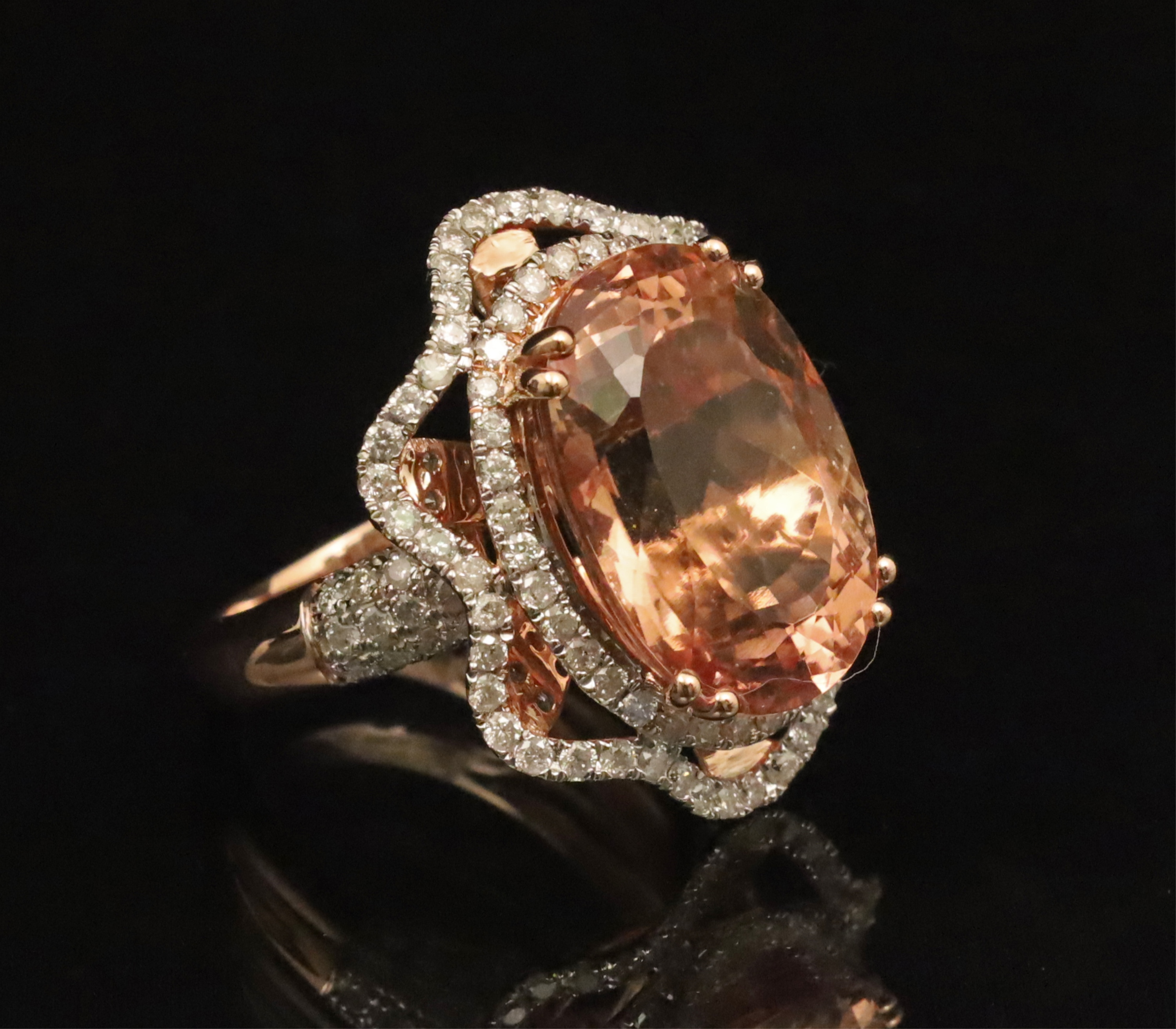 Appraisal: K ROSE GOLD MORGANITE DIAMOND RING K Rose gold Morganite