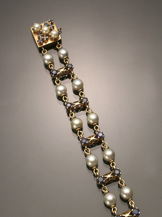 Appraisal: -Karat Yellow-Gold Cultured Pearl and Blue Sapphire Bracelet The double