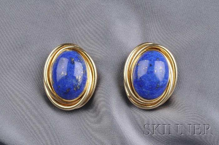 Appraisal: kt Gold and Lapis Earclips each set with an oval