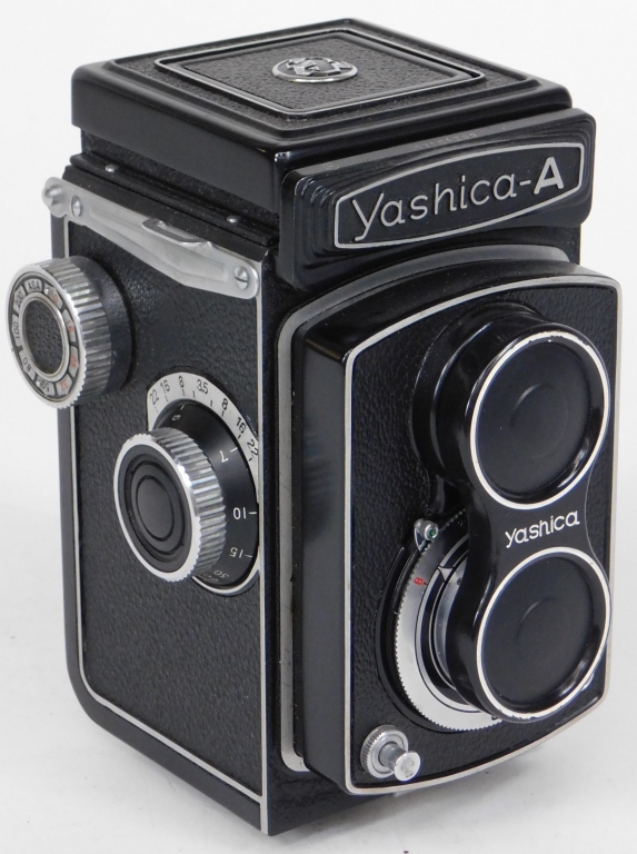 Appraisal: YASHICA A TLR CAMERA Yashica A TLR camera for roll