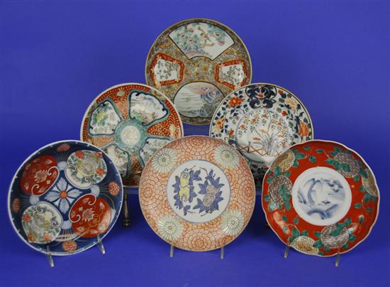 Appraisal: SIX CHINESE ENAMEL PORCELAIN PLATES two possibly Ming Dynasty one