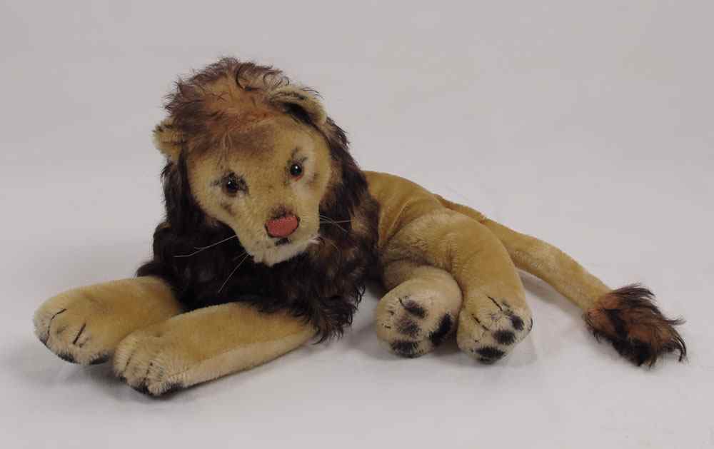 Appraisal: STEIFF LEO LION 's button no tag '' h x