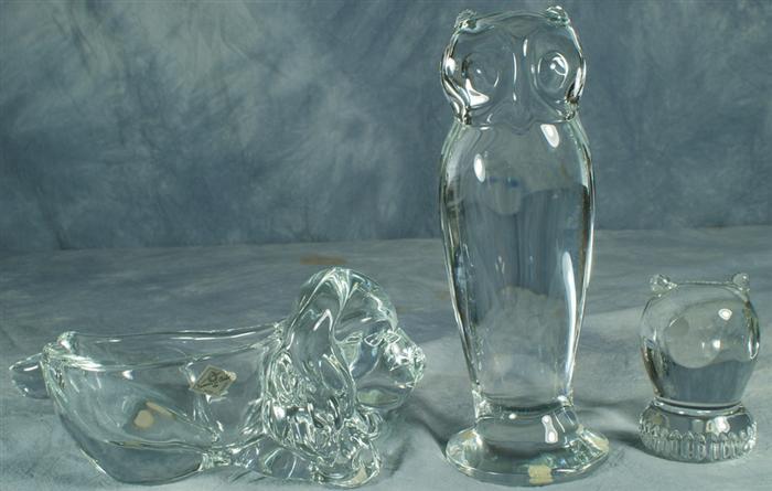 Appraisal: Sevres crystal owl figure tall Vannesse Chateau French crystal dog