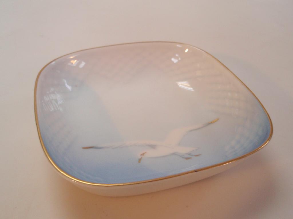 Appraisal: A Bing Grondhal small dish of rounded square form painted