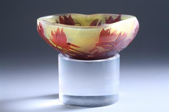 Appraisal: GALL CAMEO GLASS BOWL Circa Gall signed in cameo Triangular