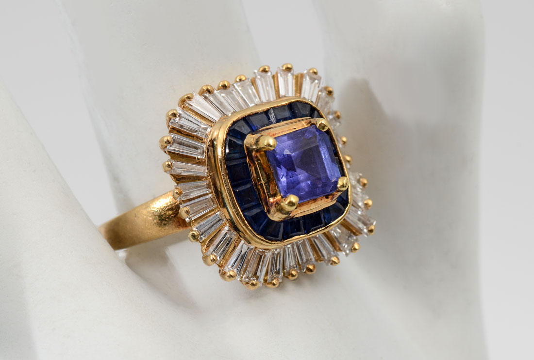 Appraisal: BOLD K TANZANITE SAPPHIRE DIAMOND RING K yellow gold ring