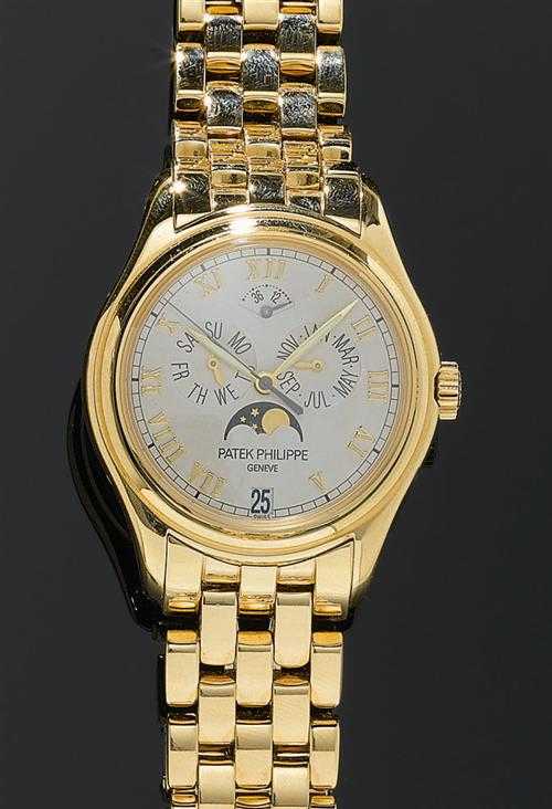 Appraisal: GENTLEMAN'S WRISTWATCH PATEK PHILIPPE AUTOMATIC WITH MOON PHASE Yellow gold