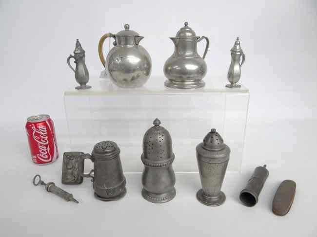 Appraisal: Lot misc pewter and metalware