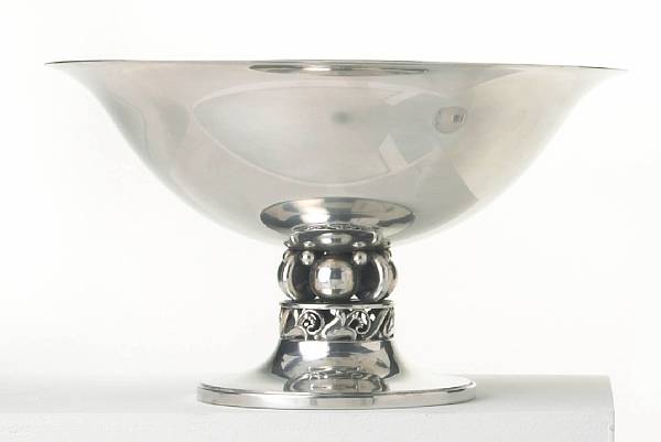 Appraisal: A sterling footed centerpiece for International Silver Co Meriden CT