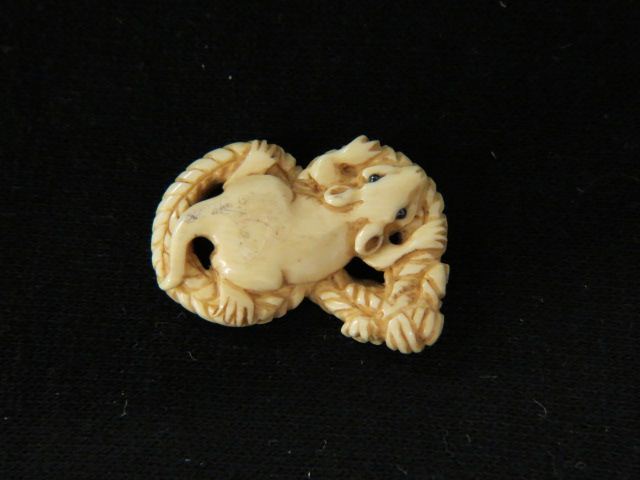 Appraisal: Carved Ivory Netsuke of a Mouse Rat onyx eyes long