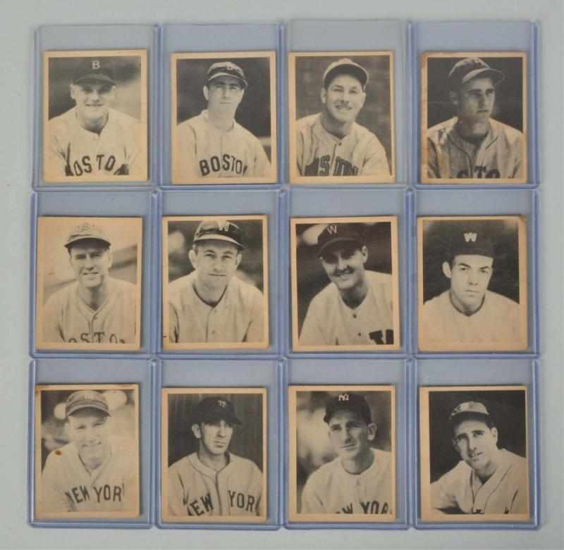 Appraisal: Lot of Play Ball Baseball Cards Description Includes no Robert