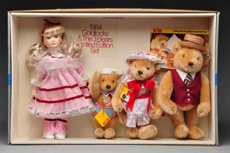 Appraisal: Steiff Set Of Goldilocks The Three Bears Description Circa s