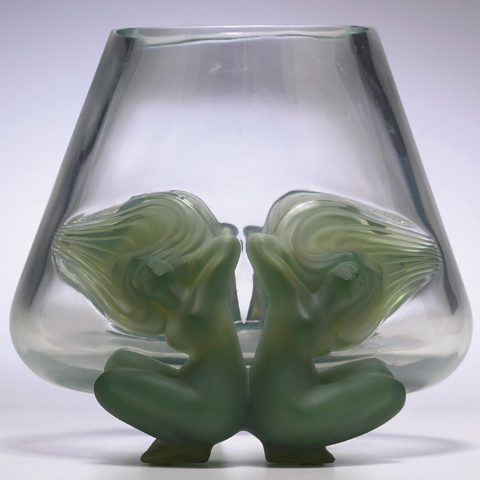 Appraisal: Lalique Antinea vase large impressive shape in clear glass with