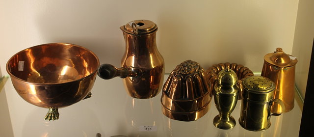 Appraisal: A SMALL COLLECTION OF COPPER AND BRASS WARE including two