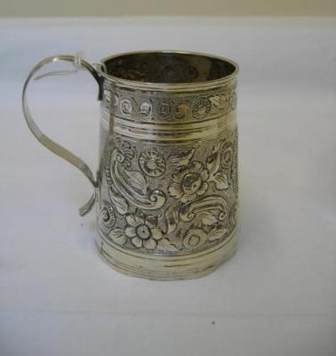 Appraisal: A QUEEN ANNE TANKARD of straight sided form with strap