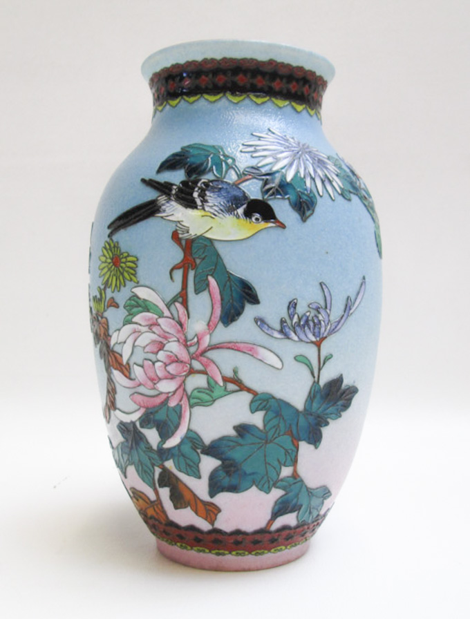 Appraisal: A JAPANESE PORCELAIN VASE WITH ENAMEL CLOISONS in a baluster