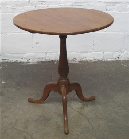 Appraisal: Federal style maple tilt top tea table The circular top