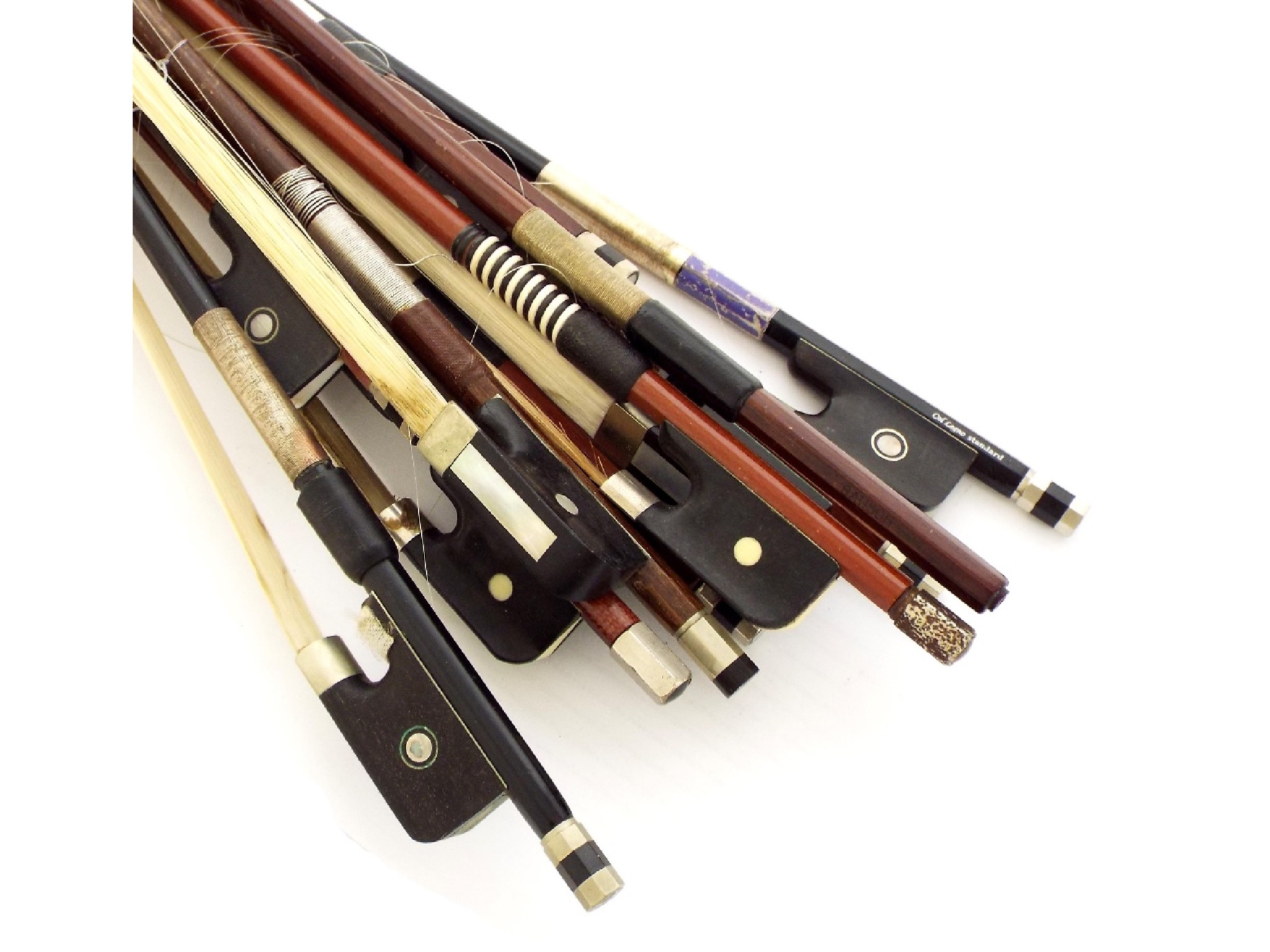 Appraisal: Bundle of violoncello bows