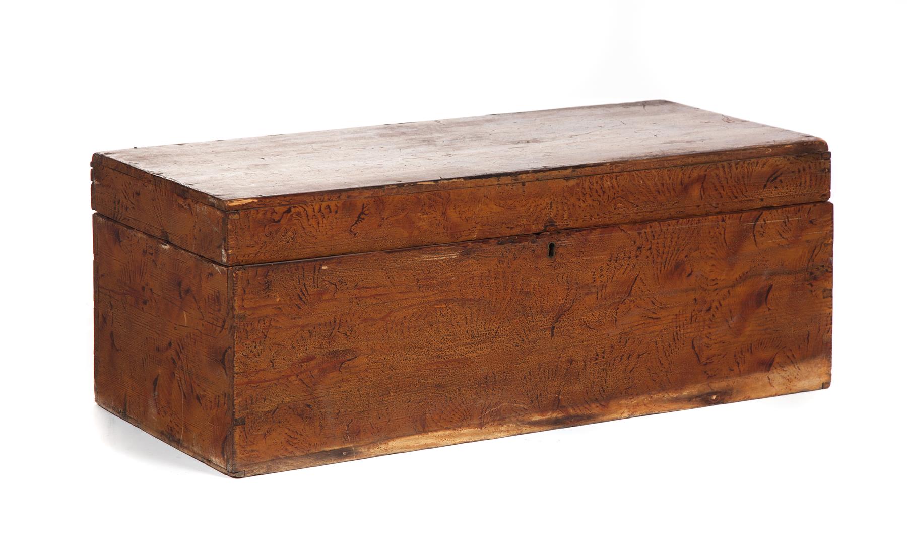 Appraisal: PINE STORAGE BOX WITH PAINT DECORATION American nd half- th