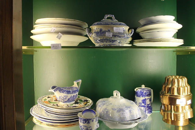 Appraisal: A LARGE QUANTITY OF VARIOUS BLUE AND WHITE CERAMICS including