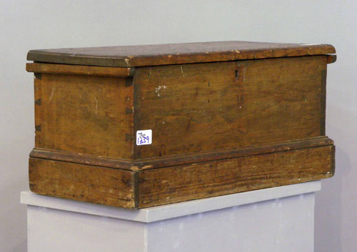 Appraisal: Pine document box th c h w