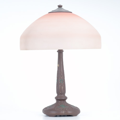 Appraisal: HANDEL-STYLE Table lamp its peach-blow frosted glass shade over a