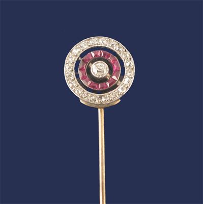 Appraisal: A reversible double circle gold stick pin Set with rubies