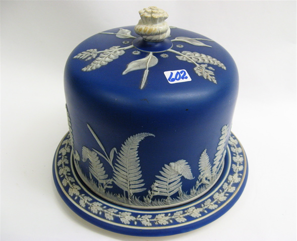 Appraisal: WEDGWOOD DARK BLUE LARGE COVERED CHEESE CAKE DISH with contrasting