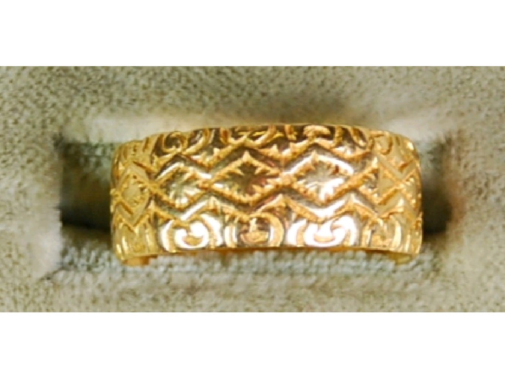 Appraisal: VICTORIAN ct GOLD BROAD WEDDING RING heavily chased with a