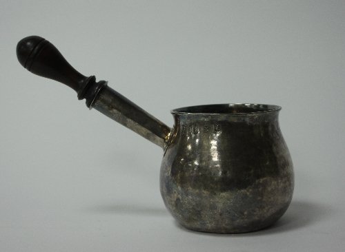 Appraisal: A William III silver saucepan possibly Alex Roode London fitted