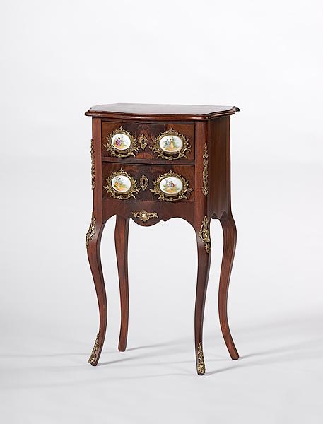 Appraisal: ROBERT MITCHELL LOUIS XV-STYLE SIDE TABLE Cincinnati Ohio ca -