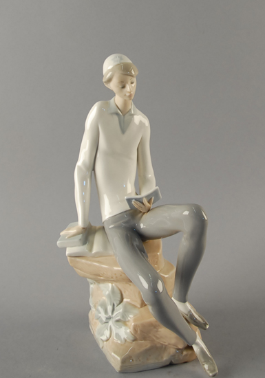 Appraisal: A Lladro Figure Hebrew Student high glaze original issue retired