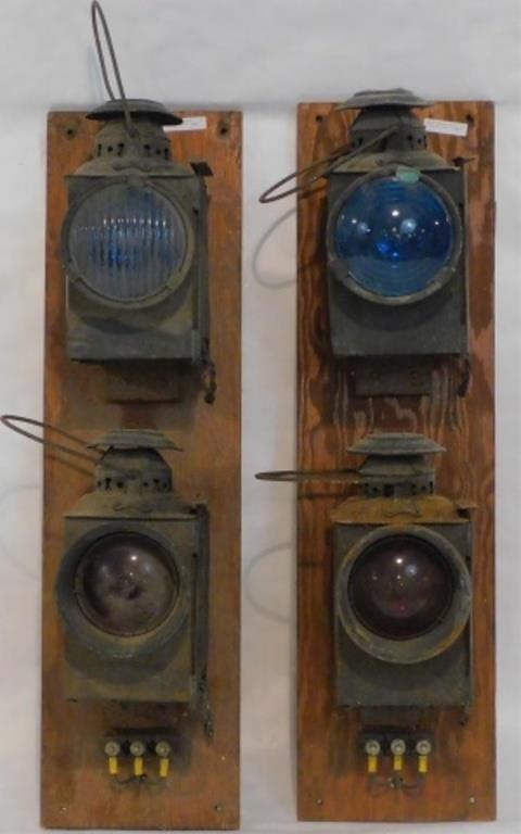 Appraisal: FOUR MOUNTED RAILROAD SIGNAL LANTERNS ALL ARE high with the