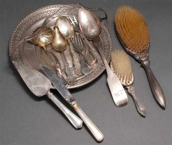 Appraisal: Assorted American sterling silver serving pieces table articles and personal